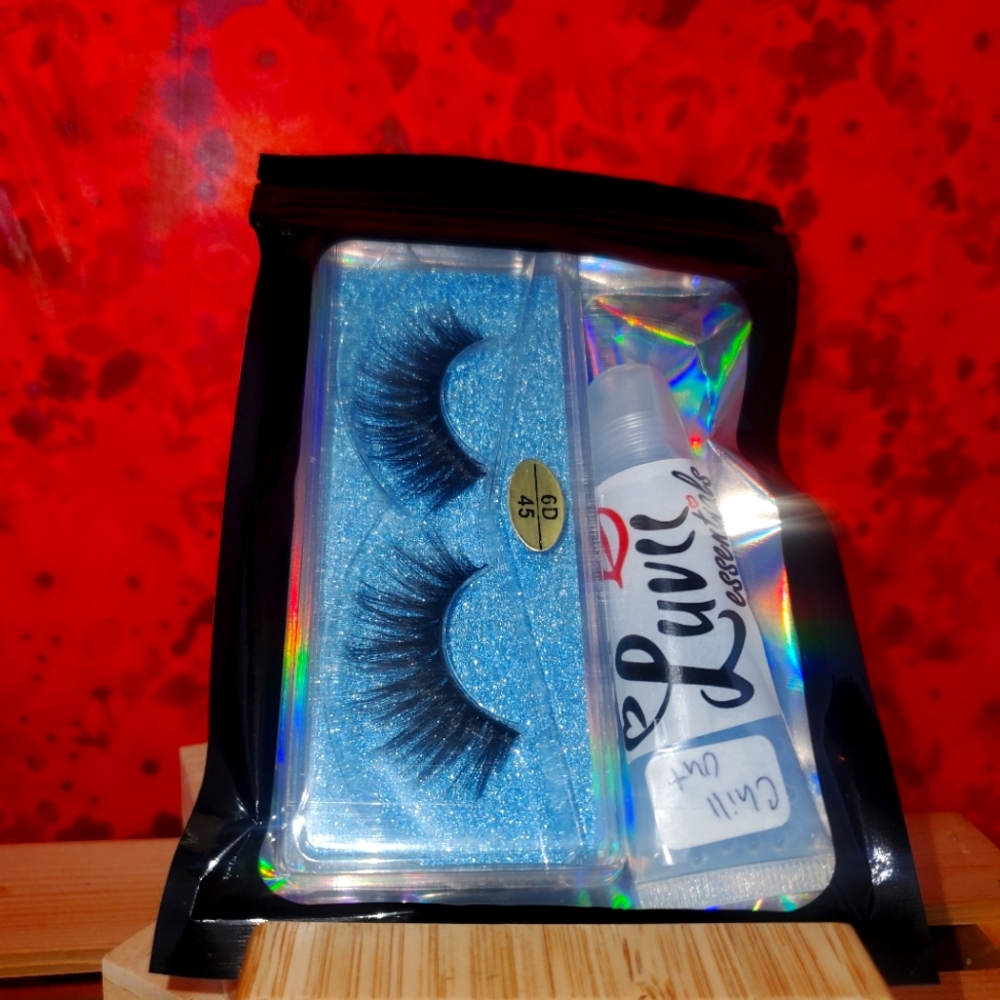 Small lash bundles